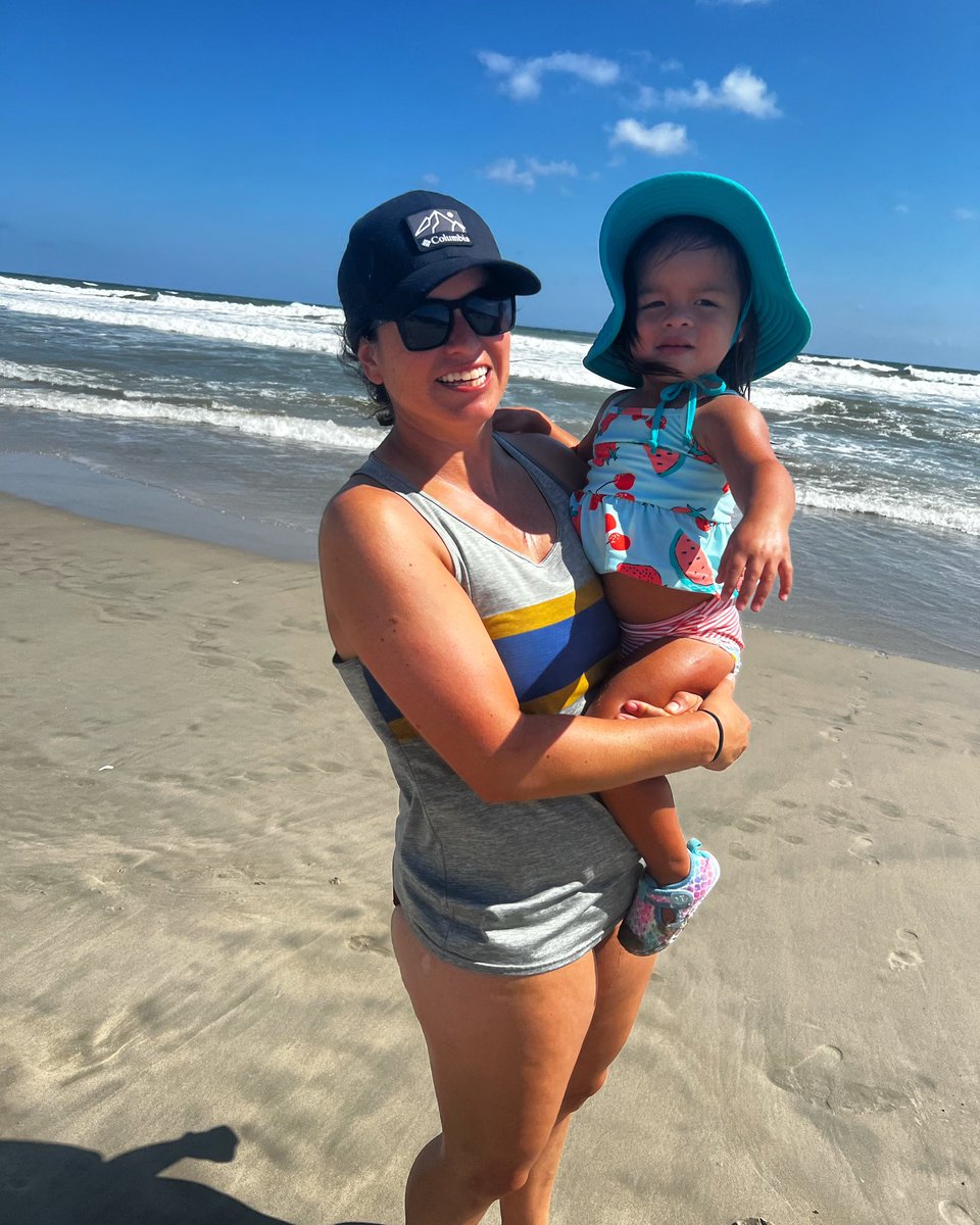 Nugget + beach = pure bliss