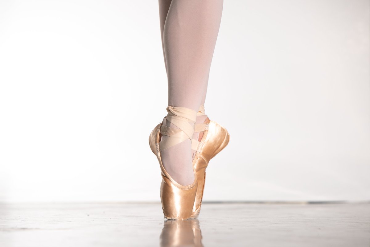 Introducing the 🩰Pointe Shoe Society🩰: the newest way you can directly impact our dancers by supporting their most essential piece of equipment. Learn more: alabamaballet.org/pointe-shoe-so…
