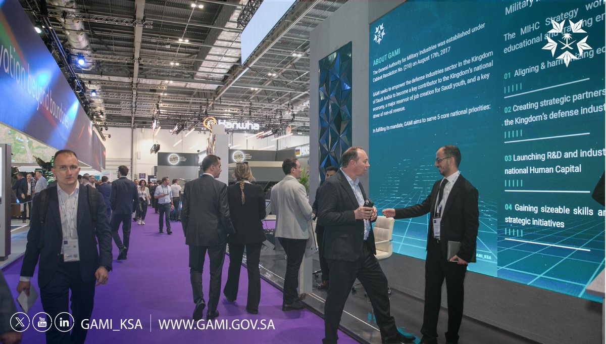 GAMI_KSA's tweet photo. · شراكات استراتيجية، واتفاقيات نوعية، تمكين للشركات المحلية والعالمية للتعرف على الفرص الواعدة للمساهمة في تحقيق مستهدفات التوطين.
· تبادل الخبرات والمعرفة مع شركاء الهيئة لتعزيز الشراكات القائمة والبحث عن فرص التعاون مع الشركات العالمية المتخصصة في المجال العسكري.
· حضور عدد من الزوار والمهتمين من مختلف دول العالم للتعرف على منتجات الشركات العاملة في قطاع الصناعات العسكرية والدفاعية بالمملكة.

أبرز ما جاء في اليوم الثالث من مشاركة المملكة بمعرض المعدات الدفاع والأمن الدولي:

#KSAinDSEI