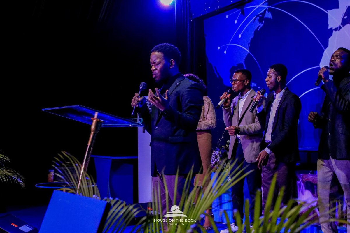 hotrumuahia1's tweet photo. |WORSHIP|
🎤A love that's unexplainable
I'm at a loss for words
Oh Oh Oh
My heart sings
Oh Oh Oh🎶🎶
🎤Way Maker
Miracle Worker
Promise Keeper
Light in the darkness
My God
That is who you are🎶🎶
#worship
#Wordandspirit
#Codep23
#Hotrservice
#Hotronline
#Hotr https://t.co/6pf7YkpT4w
