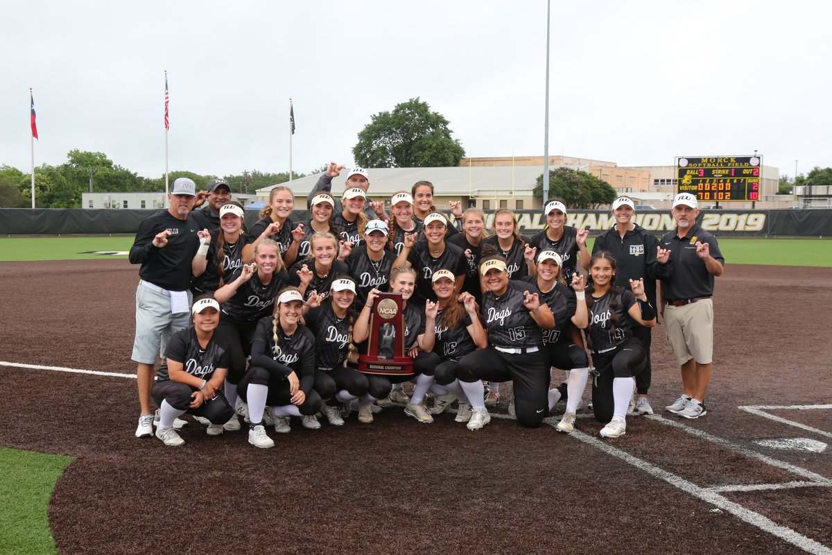 No place like home for a Bulldog Party🏠 🐶🥳

In the past five seasons, the Bulldogs hold an 83-11 record at Ed Kruse Stadium 

#TooLiveU | #PupsUp