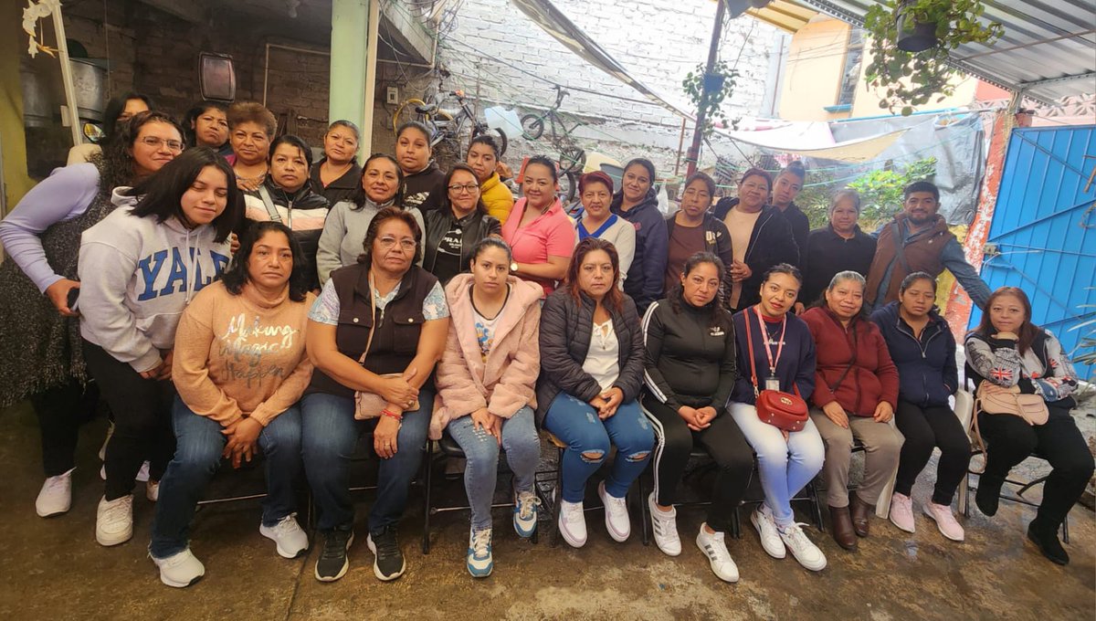 #Dtto26 orgullosa de regresar a mis raíces con mujeres apasionadas y que conocen lo que es ser familia. Equipo ADM y EFM <a href="/alfredodelmazo/">Alfredo Del Mazo</a> <a href="/EduardoFloMa1/">Eduardo Flores</a>