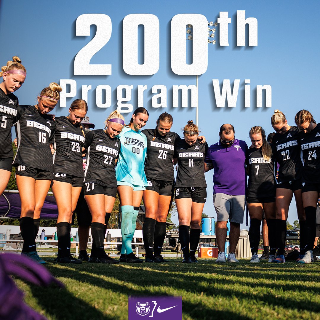 This win was special for us, because it's win number  2⃣0⃣0⃣ for our program! 

#BearClawsUp