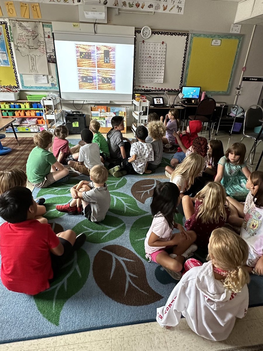 TeamMossRBE's tweet image. Starting off math with #WODB got the Ss so engaged &amp;amp; wanting to share their thinking! #mathjoycps