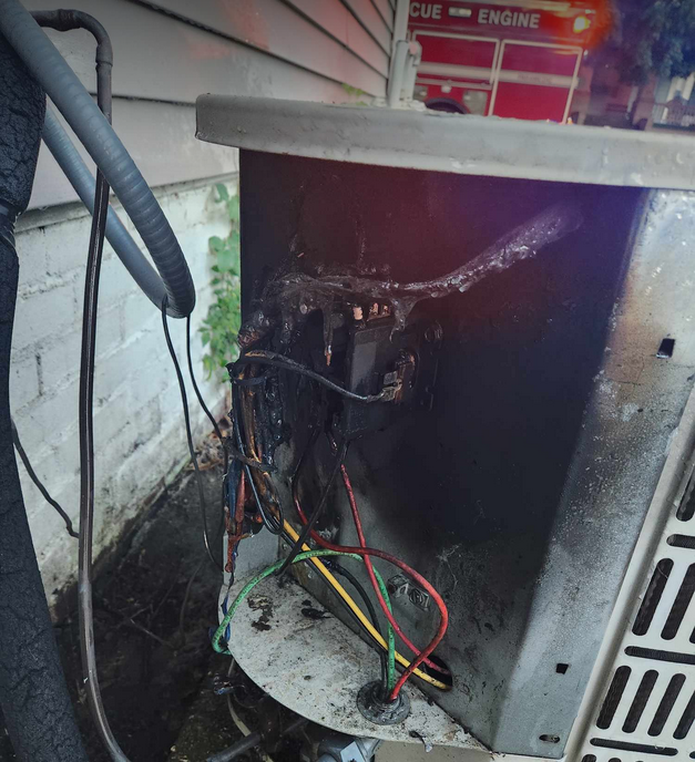 Normally, during the week, I am on the road at whatever store we're remodeling. This is one time it was a good thing I was home or I would have had no house to come home to this weekend. #fire #whoops