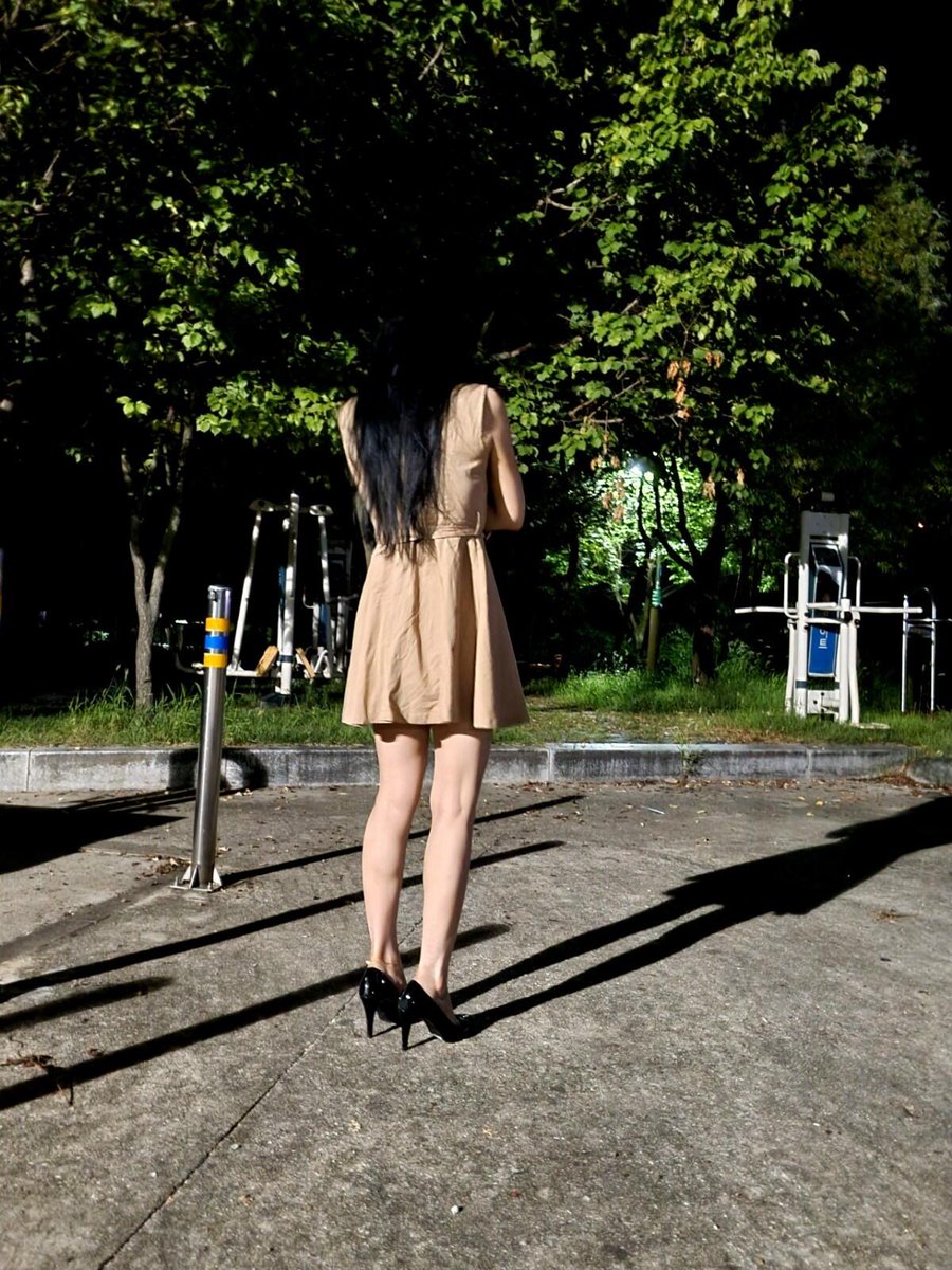 wefw232d's tweet photo. 밤에 데이트 하면서~한컷 https://t.co/qBhfslm6lk