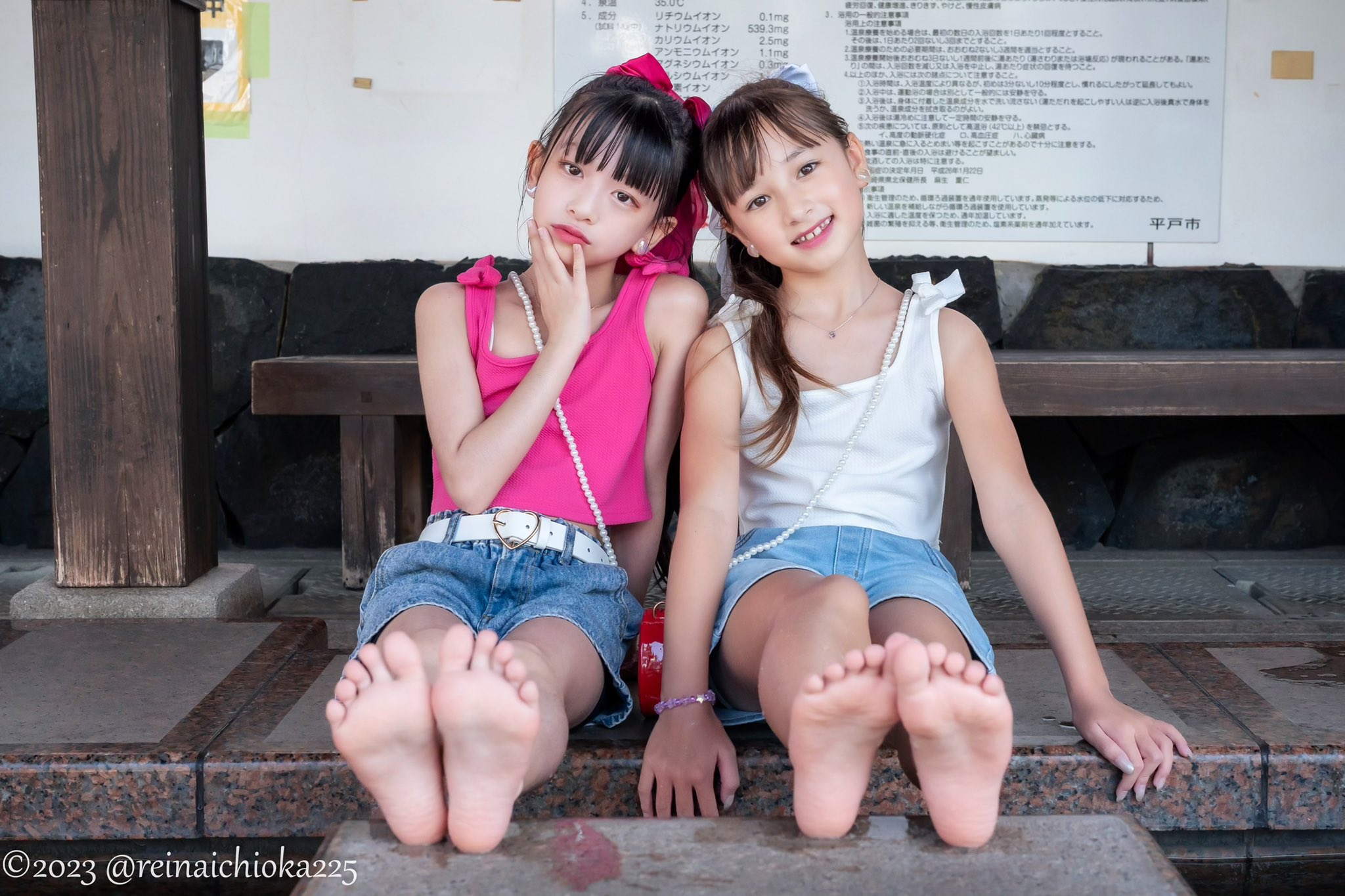 js 女児　小学生 足 js 