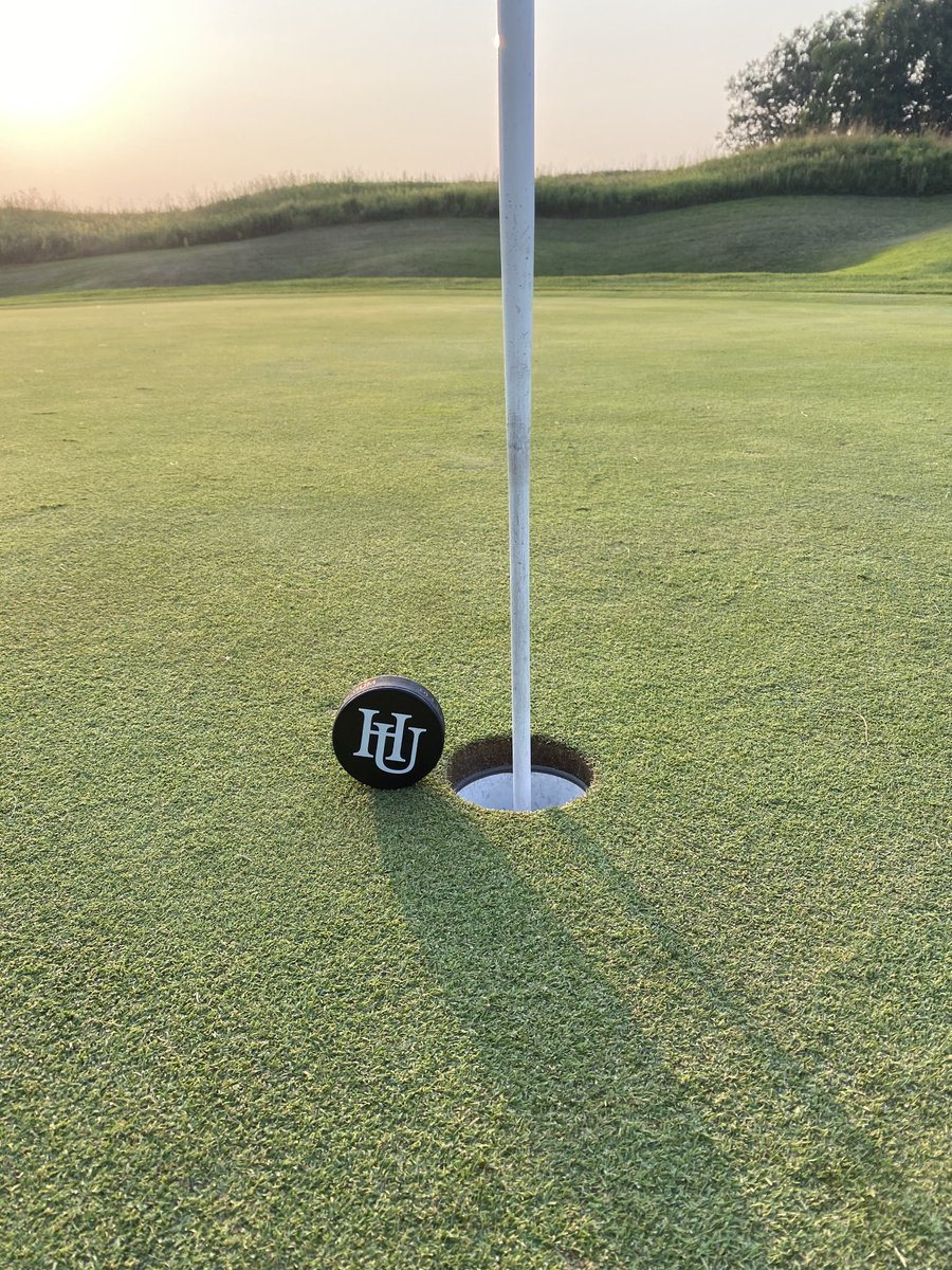 cmelek1994's tweet photo. 8 Days until the Hamline University Men’s Hockey Golf Classic ~ September 22, 2023 at Como Park Golf Course ~ Dinner &amp; Social at Gabe’s by the Park ~ Register online at  https://t.co/RpIYgbIZoQ @HamlineMHockey @HUPipers https://t.co/CiSAB59fMl