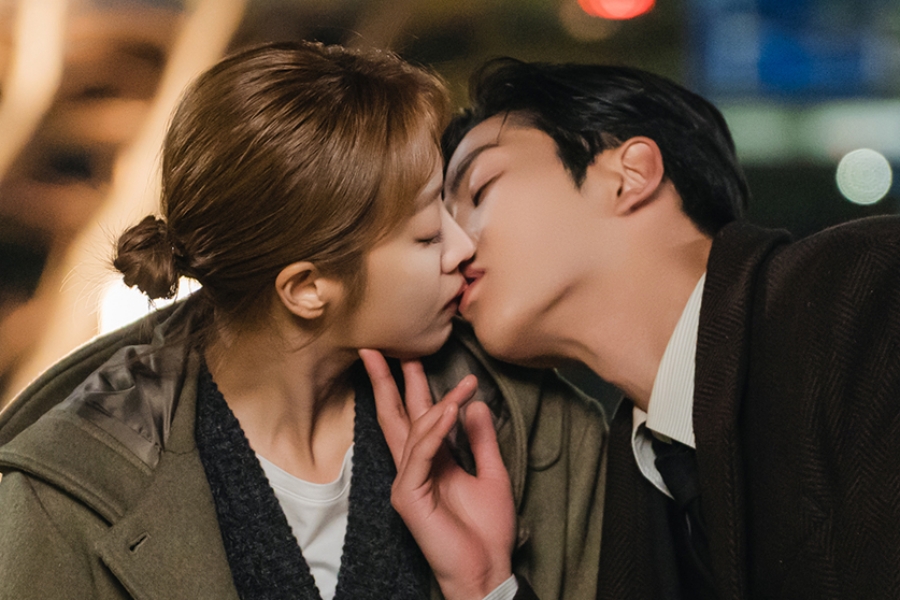 soompi's tweet photo. "#DestinedWithYou" Heads Into 2nd Half Of Run On Its Highest Ratings Yet
https://t.co/LJvFvDPWja https://t.co/bW48kwovAN