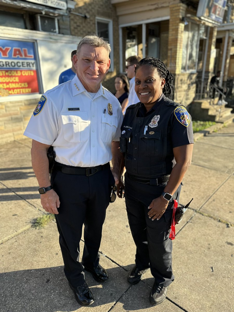 BaltimorePolice's tweet image. #BPD Acting Commissioner Richard Worley and Mayor Brandon Scott, alongside the members of Mayors Cabinet, #BPD leadership, and community members, collaborated and engaged in a community walk today in the Northeast/Eastern. #CommunityWalk