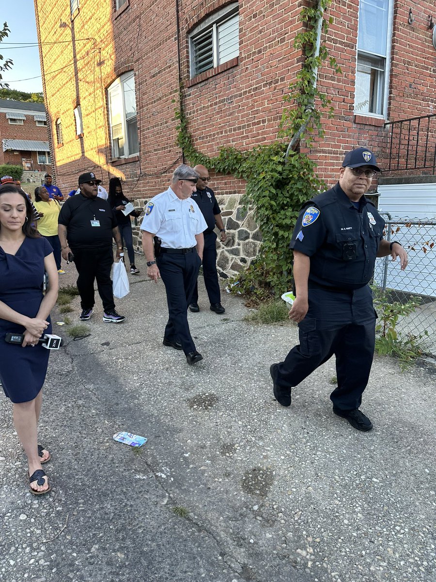 BaltimorePolice's tweet image. #BPD Acting Commissioner Richard Worley and Mayor Brandon Scott, alongside the members of Mayors Cabinet, #BPD leadership, and community members, collaborated and engaged in a community walk today in the Northeast/Eastern. #CommunityWalk