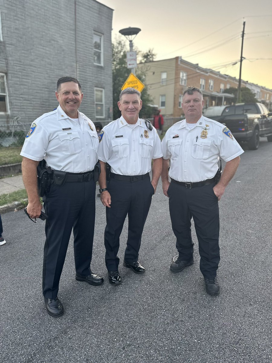BaltimorePolice's tweet image. #BPD Acting Commissioner Richard Worley and Mayor Brandon Scott, alongside the members of Mayors Cabinet, #BPD leadership, and community members, collaborated and engaged in a community walk today in the Northeast/Eastern. #CommunityWalk