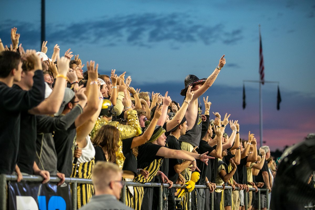 It’s almost Tailgate Time! 🏈 Head out to the Armstrong Hall Atrium on Saturday afternoon for food and fun before we bring down Syracuse under the big lights. Register here: ow.ly/peuV50PJ5jG #purduefootball #purdueengineering