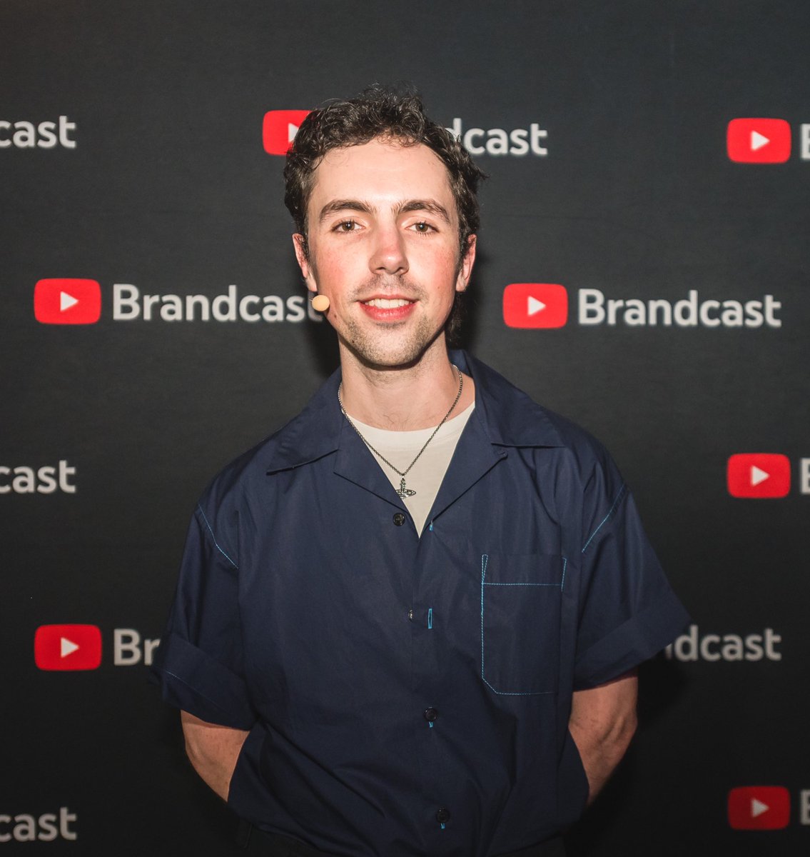 mikesmicYT's tweet photo. hey guys I’m in my speaking on stage era https://t.co/DoLjoOxTz1
