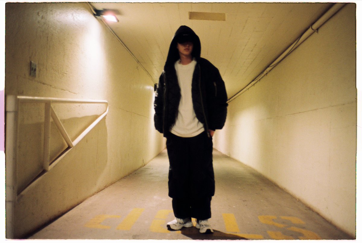 eaJPark's tweet photo. Thank you for birthday wishes ❤️ here is a picture of me standing menacingly https://t.co/ZyvZKk4THx
