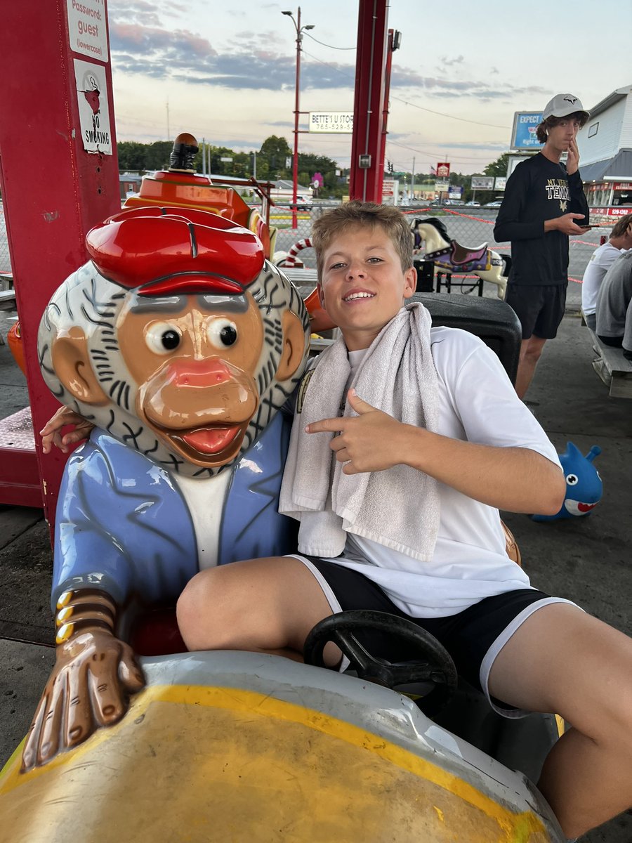 Weenee World after wins!