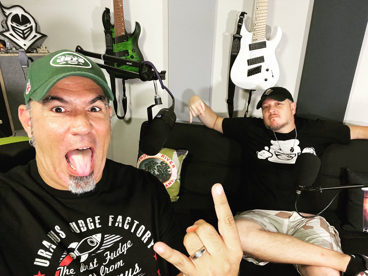 JP2Guitar's tweet photo. Had a blast interviewing my brother from another mother @MrKnightman_. Talked about music, IT and a bunch of other cool stuff. Video coming soon.
#music #makingmusic #ilovemusic #guitar #rock #metal #jazz #prog #progressive #djent #thall #doesit #jp2 #jp2guitar #irmc https://t.co/4vNOnerdNZ