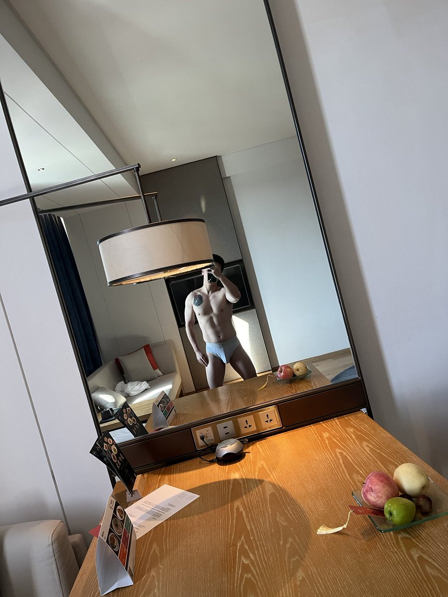 KyochiZ's tweet photo. 云南五天的愉快旅行结束了，这里的景色很美，再见大理！ https://t.co/gQrsDasnqU