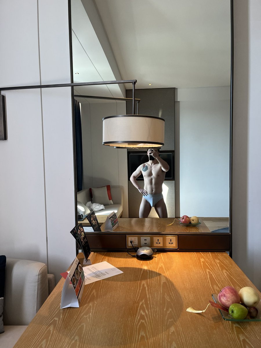 KyochiZ's tweet photo. 云南五天的愉快旅行结束了，这里的景色很美，再见大理！ https://t.co/gQrsDasnqU