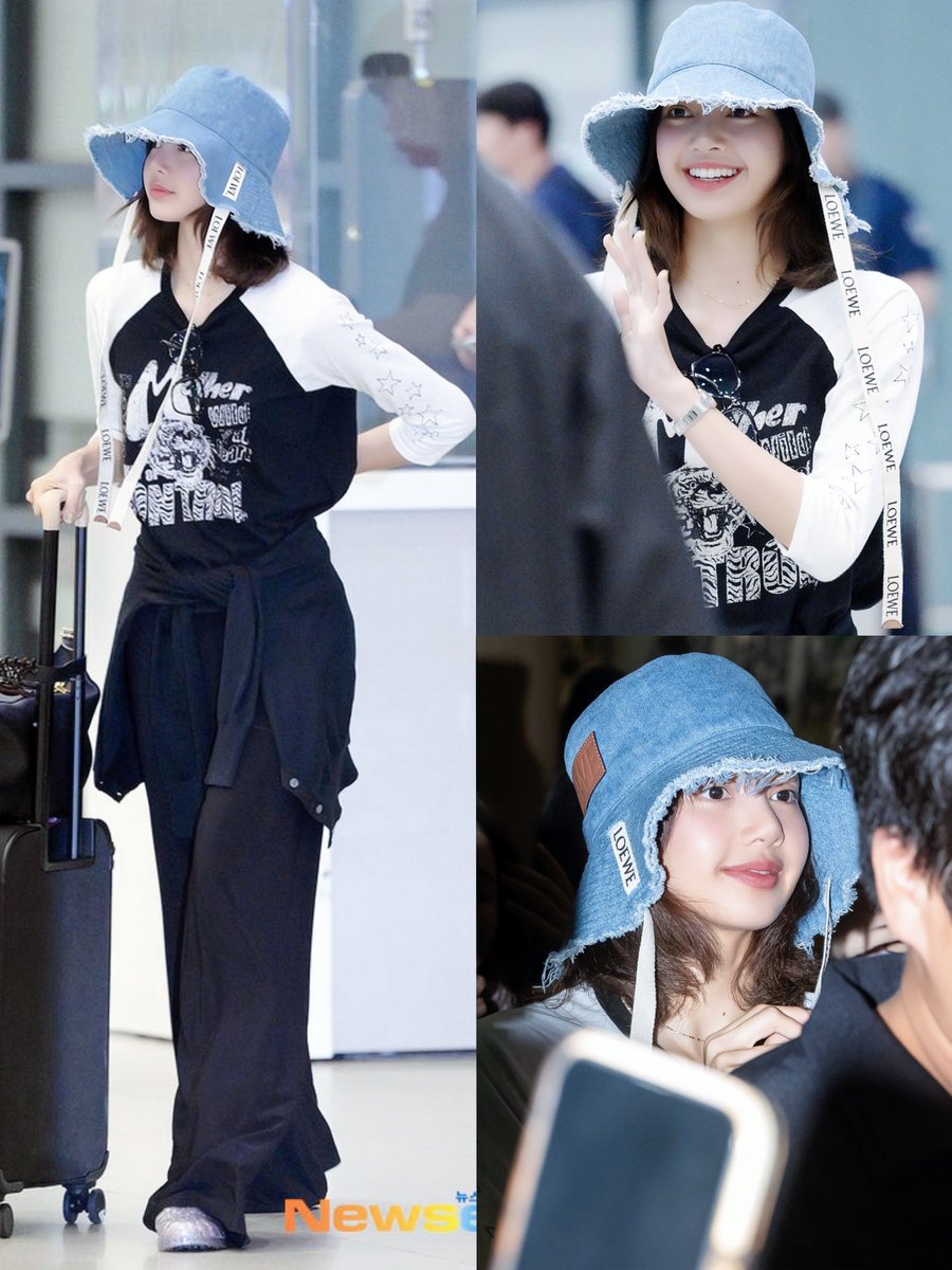 ถึงเกาหลียังปลอดภัยแล้วแต่งตัวได้น่ารักมากหน้าสดยังสวยเลยลูกสาวแม่🐣💛💛🌷🌷

#LISA #LALISA  #ลิซ่า #리사
 #MONEY #SHOONG #SG