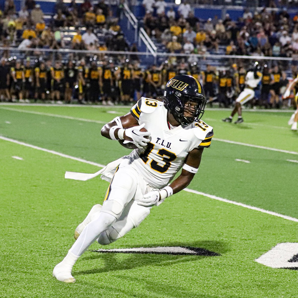 Forcing 7️⃣ turnovers in a game is craaaaazzzyyy

Oh btw we’re #2 in the 𝐜𝐨𝐮𝐧𝐭𝐫𝐲 in turnovers forced🥷 #d3fb 

#TooLiveU | #PupsUp