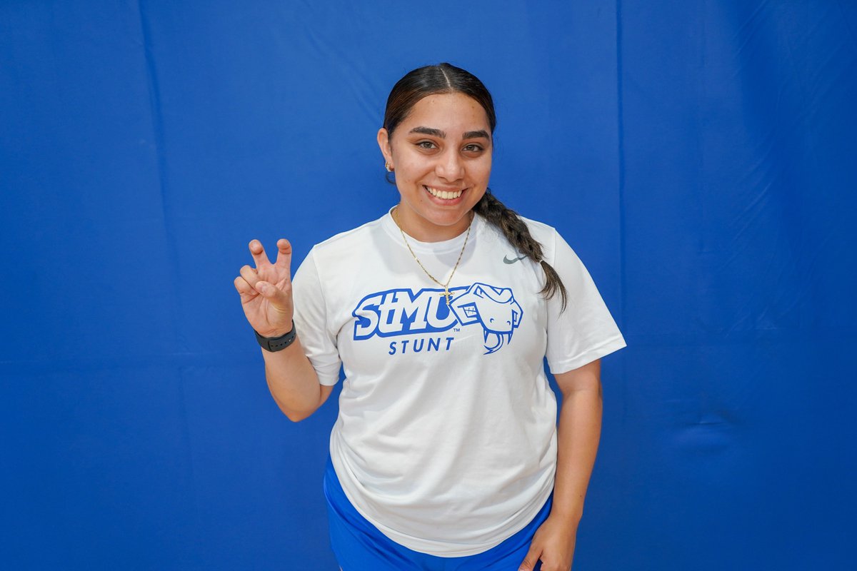 StMarysU's tweet image. It just doesn’t feel like a Thursday unless you see that #StMU 💛&amp;amp;💙. #SpiritThursday