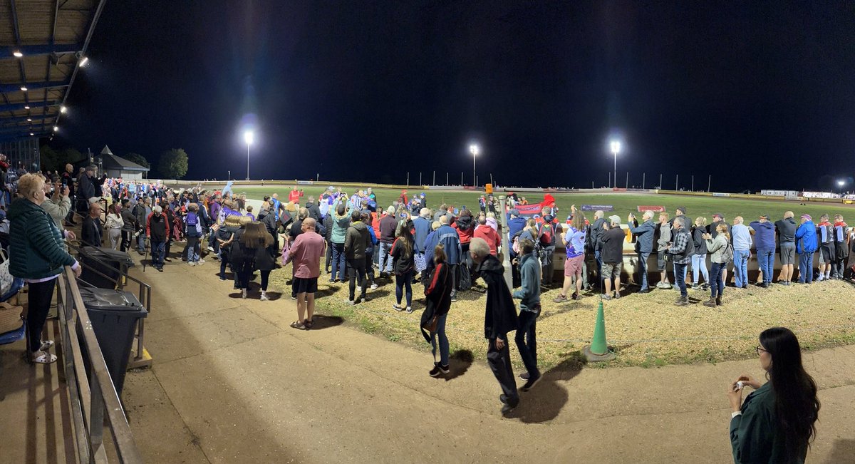 Jeff Davies tweet media