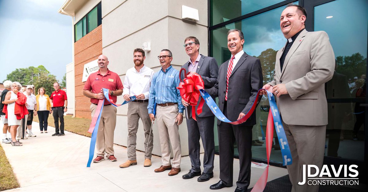 JDavisConst's tweet image. The Founders Federal Credit Union Field House at Newberry College had their grand opening this past week.
Stay tuned for completed photos of the building. And be sure to check it out on Game Days. Go Wolves!

#newberrycollege #jdavis #generalcontractor #athletics #highereducation