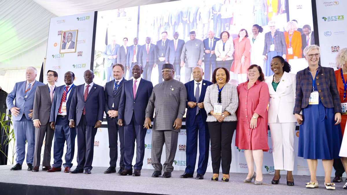 Samuder53291026's tweet image. Kegiatan Presiden Sierra Leone  #PresidentBio   dalam gambar.
#TimKabba 
@Alphakanu7