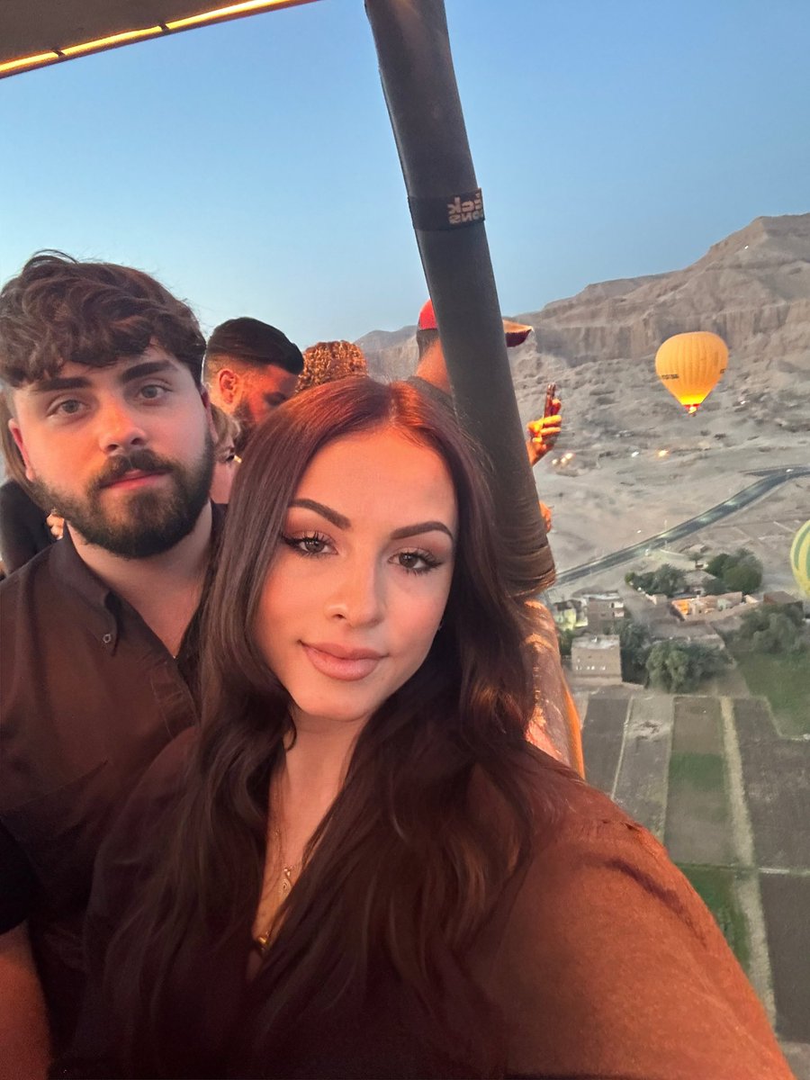 alecsandra_ugc's tweet photo. @emyleecreates Hey! My boyfriend would be the model and I will do all the filming &amp; editing 🤩 

Portfolio: https://t.co/xTu0EO7vTr https://t.co/uHkfXGi0tH