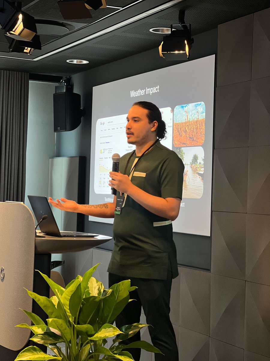 GoogleAI's tweet photo. Can remote sensing and #MachineLearning help improve weather forecasting in Africa?

At Research@ Accra in Ghana, Google researcher Santiago Hincapie Potes spoke about the challenge of weather forecasting in Africa, and how #ML can be leveraged to achieve more accurate results. https://t.co/eqR9d2Wb0D