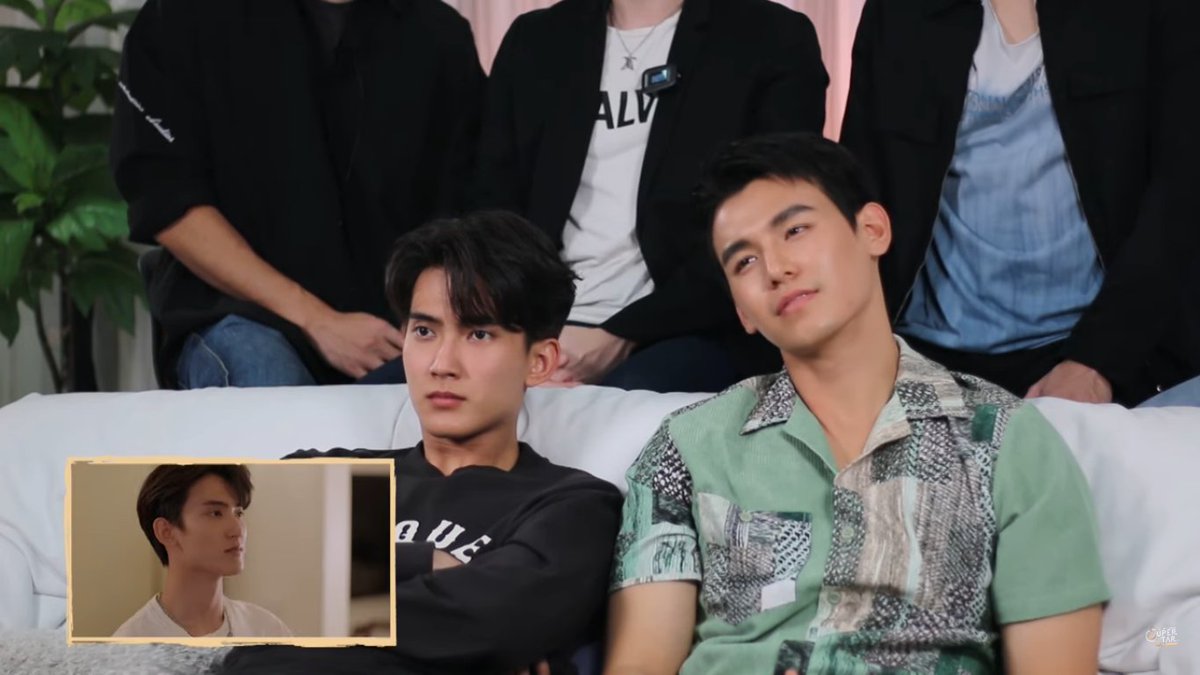 JaFirstFeri's tweet image. #JaFirst reaction for EP 10 #BeMineSuperStar #พี่พระเอกกับเด็กหมาในกอง 
Jaju's comments and those cute smiles are to die for 💚
First's reactions are hilarious 5555, i just enjoy watching him more than the serie itself 5555🧡