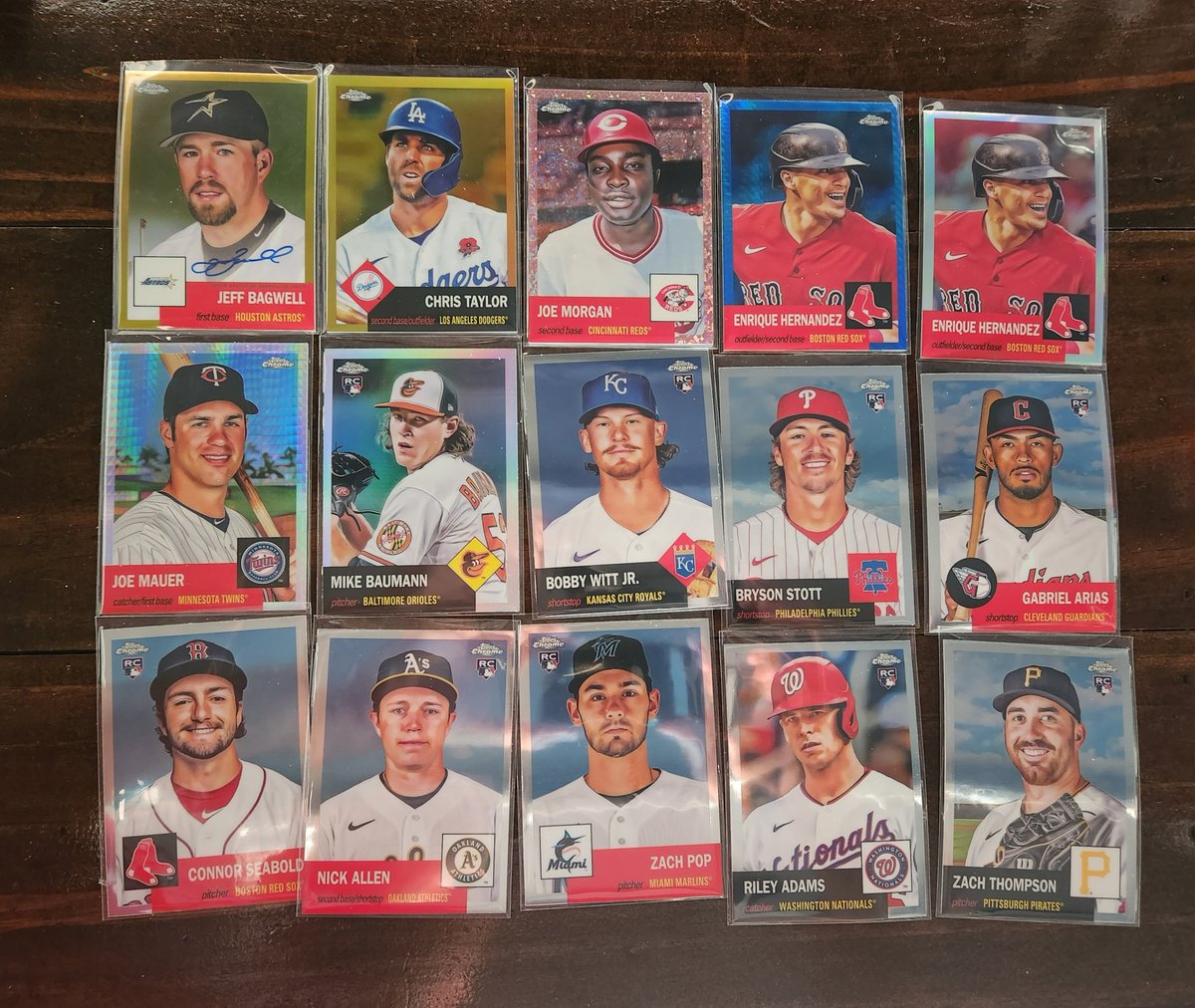 Another blaster. This one was gold. 
Bagwell auto /50, Taylor/50, Joe Morgan /75
<a href="/CardPurchaser/">Card Purchaser</a> <a href="/MDRANSOM1/">Ransom Cards</a>