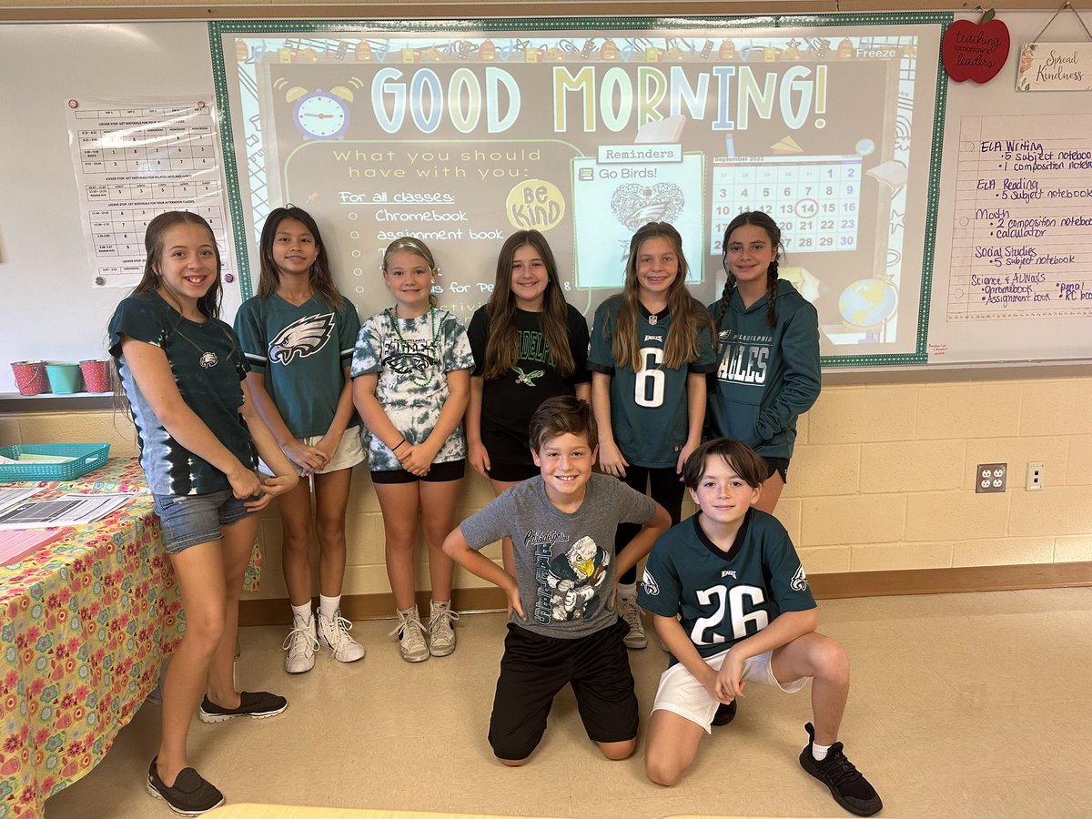 Let’s go Eagles! 🎉🏈🦅💚🖤