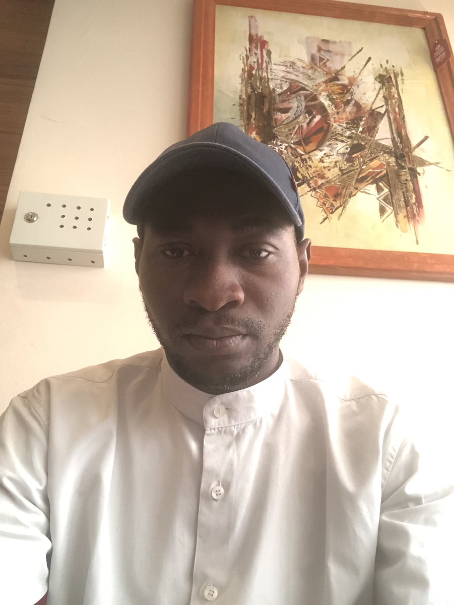 dimitriemane's tweet photo. CRISTAL Bar https://t.co/DLouozivbn