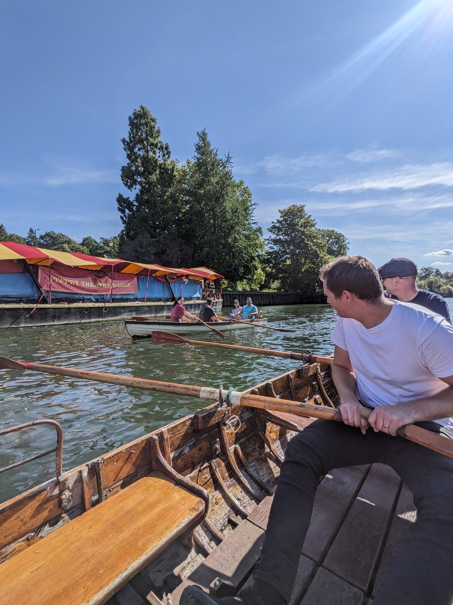 Positive tweet media