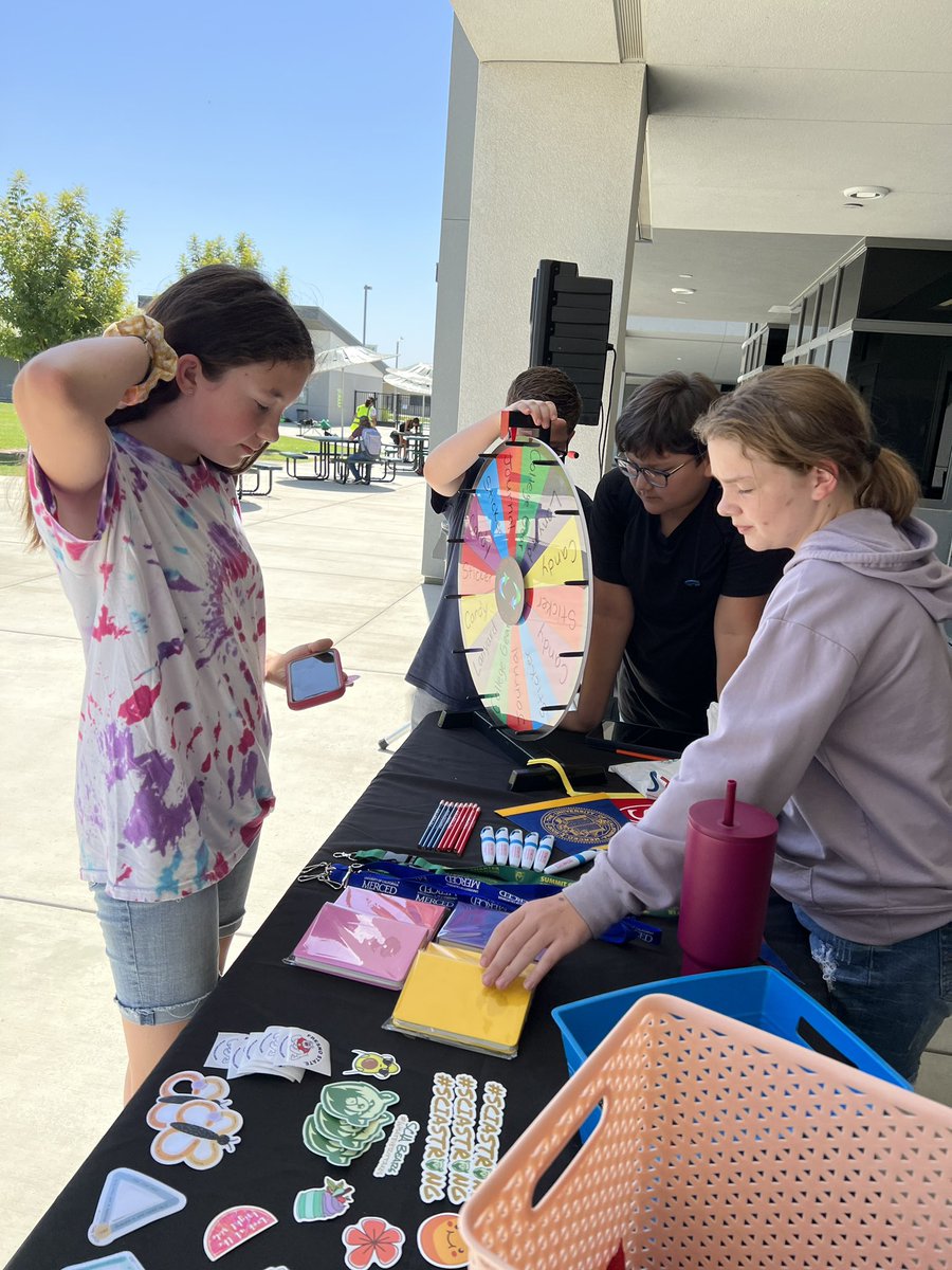 Guerrerotweets's tweet photo. Our SEL team has been doing such a great job this week with activities of encouragement and support for National Suicide Prevention Week! Today they did a spin it to win it for all students and staff who wore Teal & Purple! 💜 🩵 #burtonexperience #riseup #sciastrong https://t.co/Hza2UE9bbR