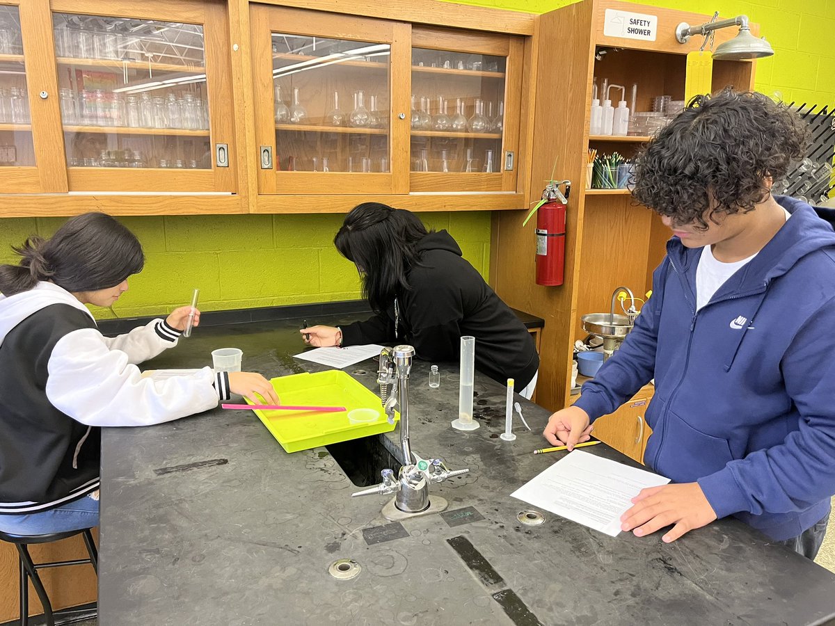 Mrs. Dunn tweet media