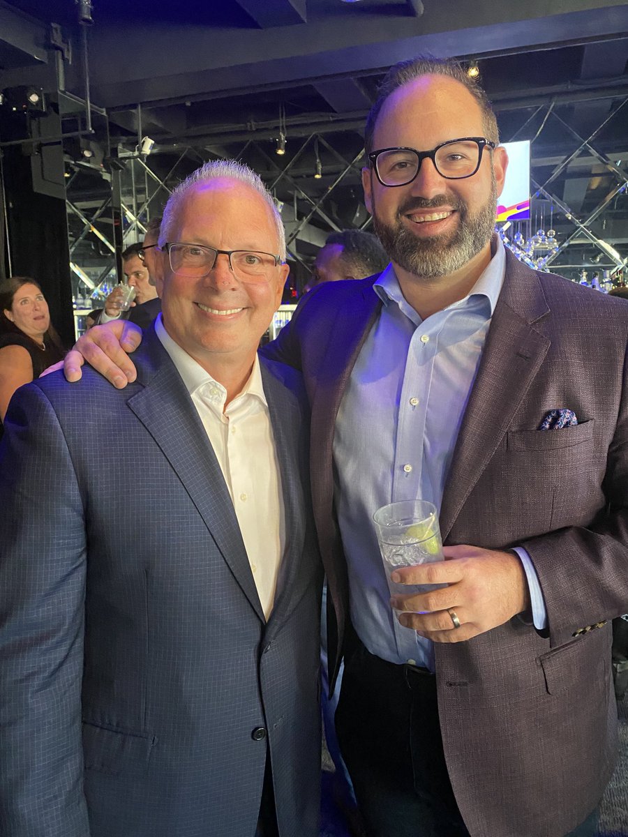CableKent's tweet photo. Steve Lanzano, ⁦@TVBTweets⁩ CEO, is at ⁦@nyclatvweek⁩ 40 under 40 to celebrate his son, Dan, VP of ad sales at ⁦@wbd⁩. Big day for the family as Steve ran TVB Forward exec conference this AM at 30 Rock’s Studio 8H (via NBCUTogether). #nyctvweek ⁦@bcbeat⁩ https://t.co/uV04aXAAmh