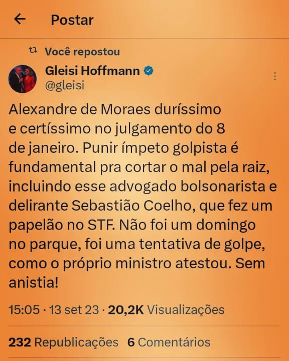 🎗Dilma Resistente on X: Confesso que mesmo já tendo disputado campeonatos  de xadrez em minha cidade nunca conseguiria a façanha de jogar c pombos  Coisas do Lobosta!  / X