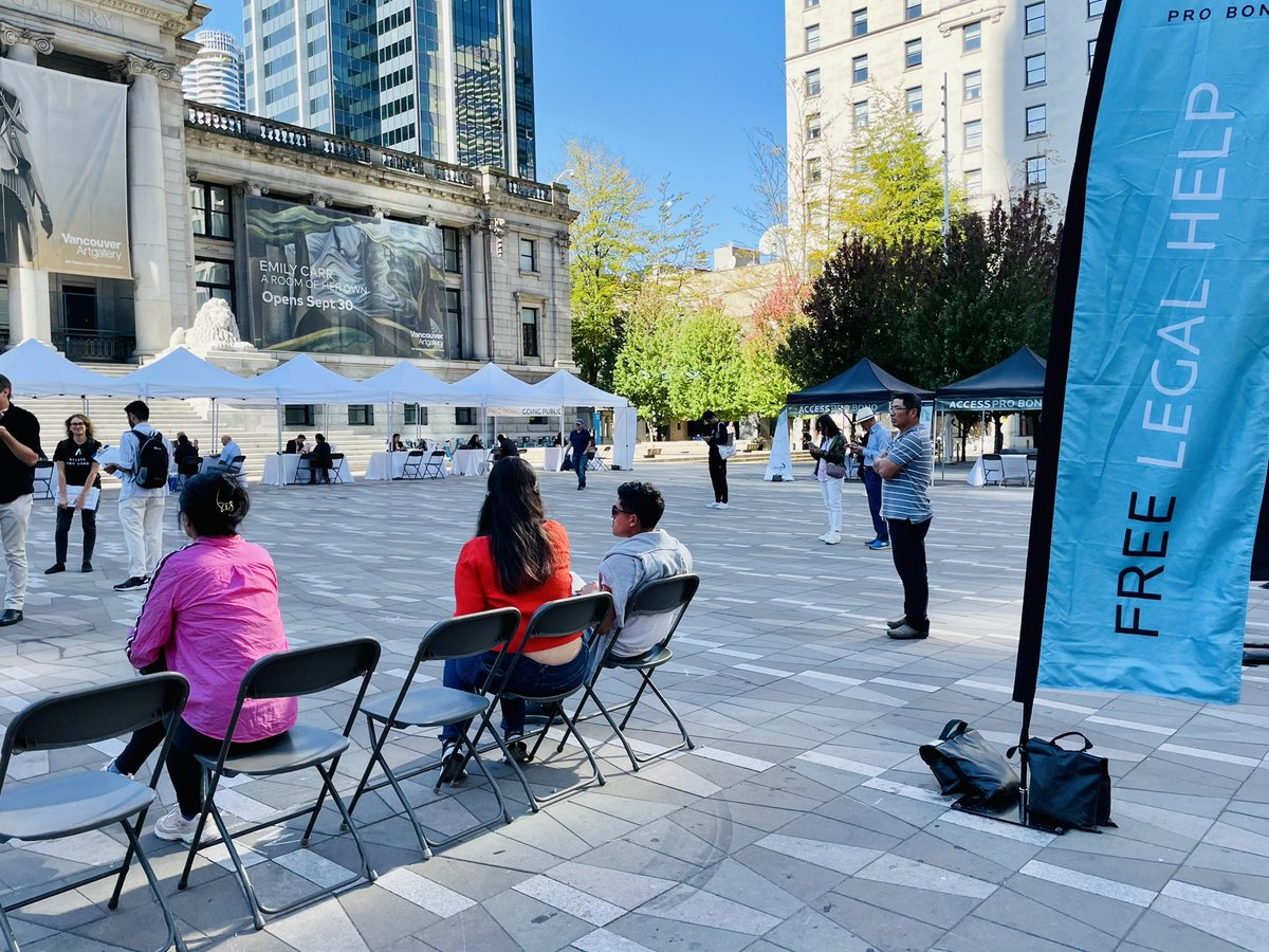 We’re in the homestretch of #ProBono Going Public in #Vancouver. Big thanks to the 57 lawyers who volunteered their valuable time today. A small charitable donation goes a long way to making them feel appreciated, and to keeping our #A2J fires lit. 🔥 advice-a-thon.ca