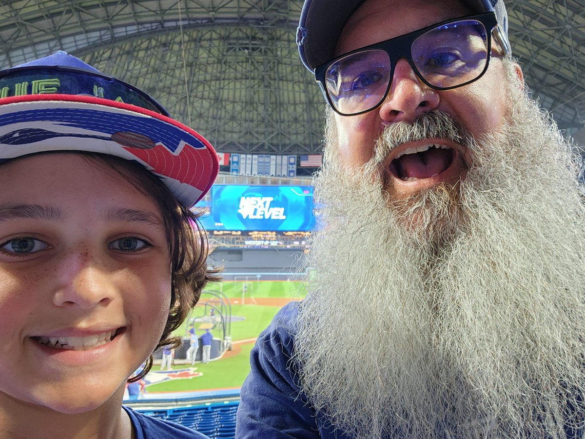 MartyFraser61's tweet photo. Go Jays Go! #nextlevel https://t.co/Datzkq41kO