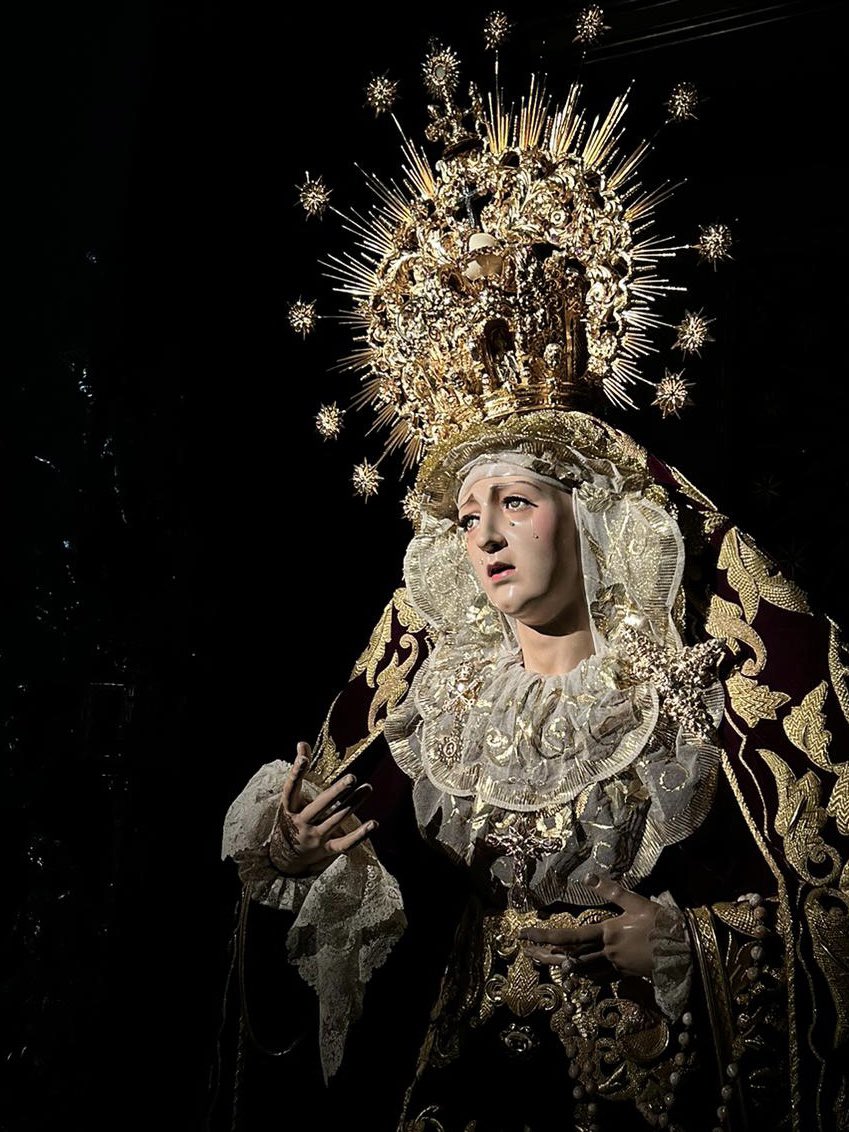 💙 Hoy 15 de septiembre, Festividad de los Dolores Gloriosos de María, celebramos la Festividad de Ntra. Sra. del Mayor Dolor. 

⛪ Último día del Triduo: 19 horas
📍 Solemne Besamano en horario Ininterrumpido, de 10 a 20h
#CofradiasMLG