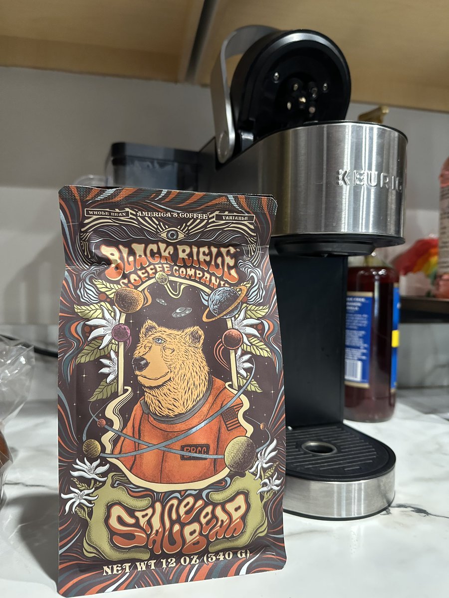TheOkayGolfer's tweet photo. Look what just showed up!! The perks of being a #BRCC subscriber 🇺🇸🔥@blckriflecoffee #SpaceBear thanks @EvanHafer for the personal selection!! https://t.co/BZrfmhRbHu