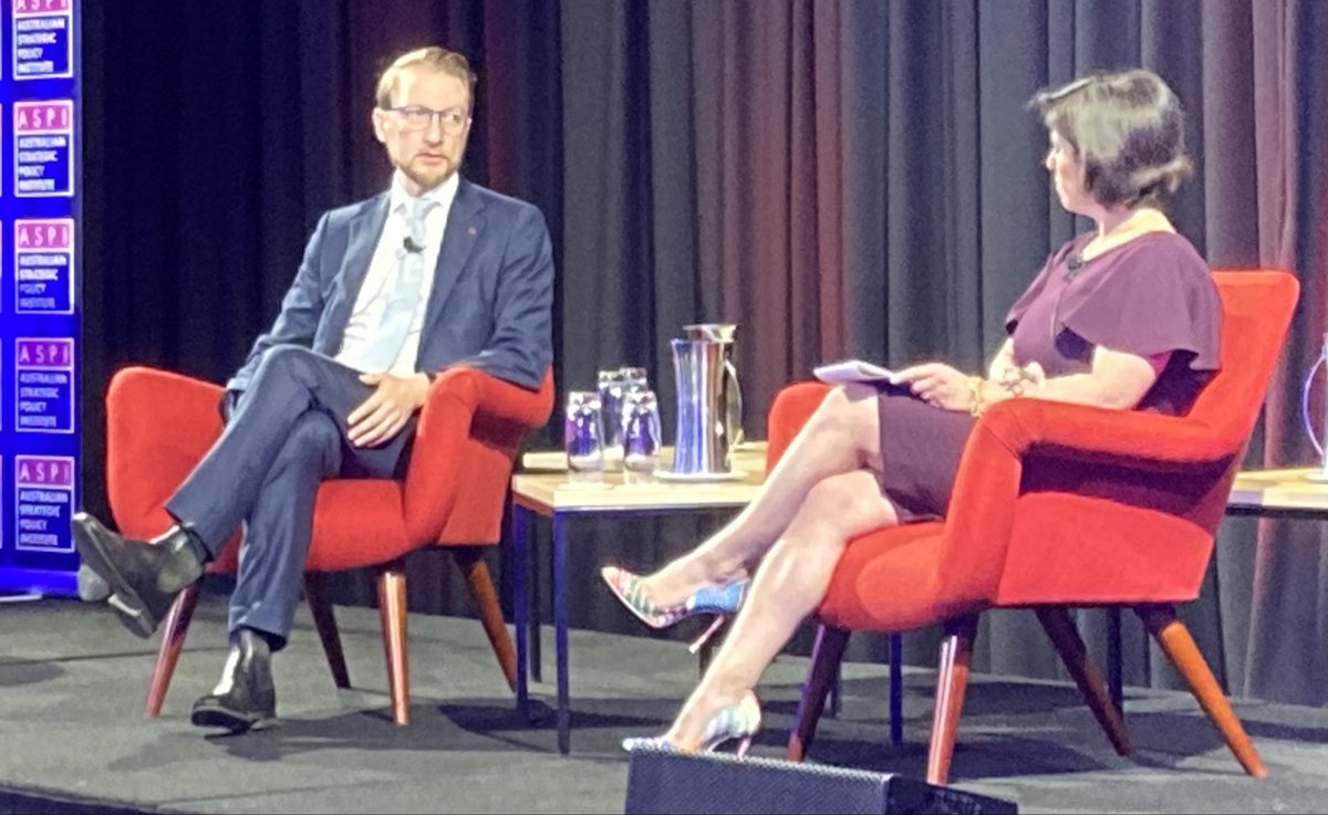 Sam Dastyari’s public disgrace was a helpful wake up call to the threat of foreign interference, but 🇬🇧 Parliament espionage threat shows that we need vetting for parliamentary staff in Australia, says @SenPaterson to Amrit Bagia @ASPI_org Conference #DisruptandDeter