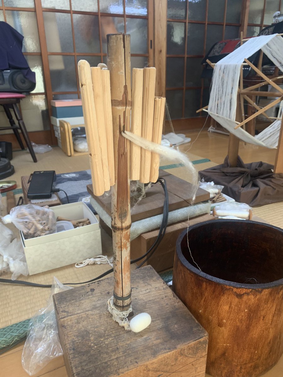 tkimura89186174's tweet photo. ユネスコ無形文化遺産にも
登録されている結城紬の3つの工程を見学してきました☺️🎶
#結城紬 https://t.co/GRMwrAXxlc