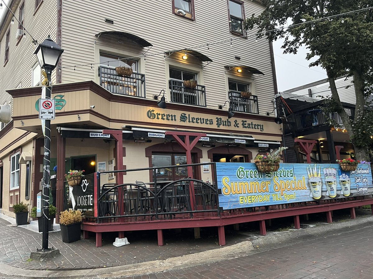 Rina_May's tweet photo. Finally made it to St. John’s https://t.co/i5E6IDsdk3