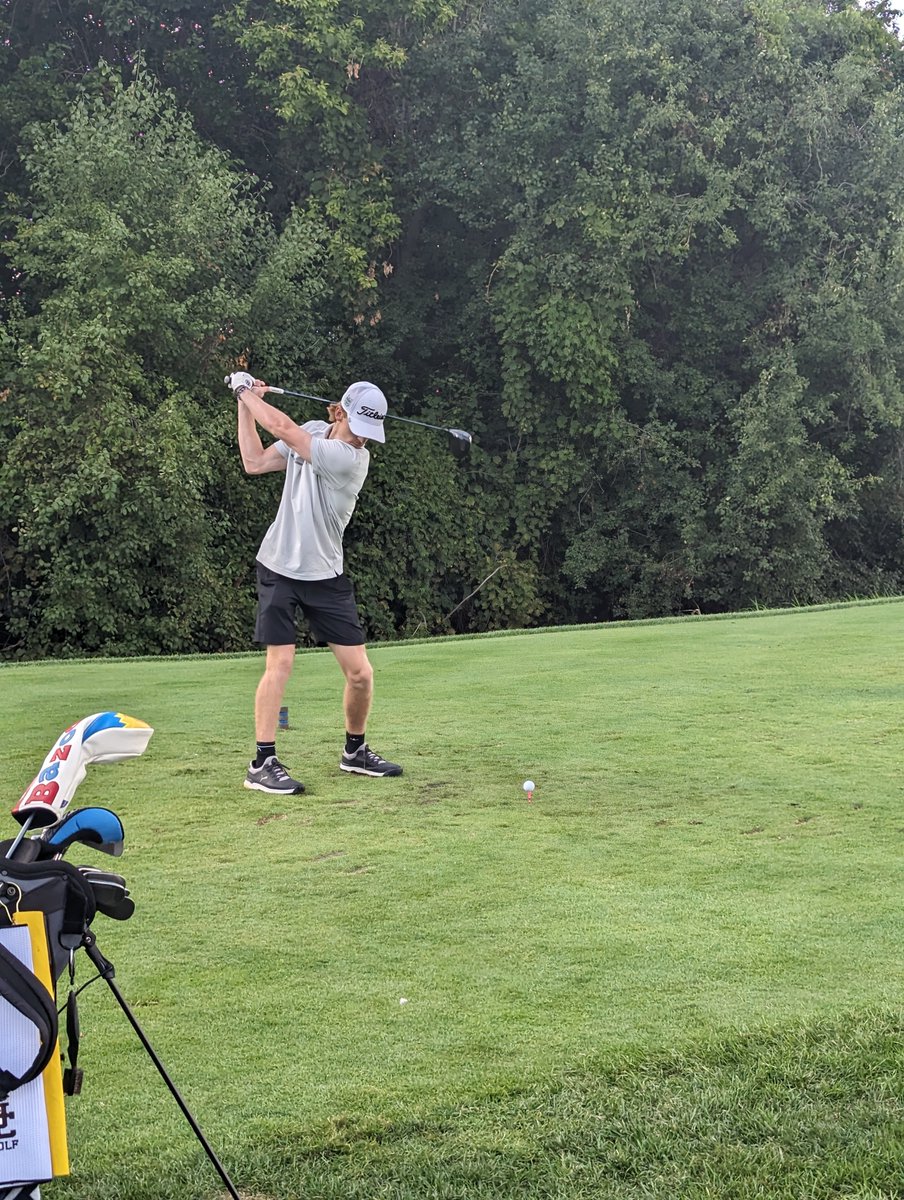 Great job by our Golf team winning on Senior Night last night.  Congrats to our 5 Seniors for a successful career-thank you for all you've done as a Wildcat!
<a href="/MkruszWildcats/">MKruszWildcats</a> <a href="/Mr_Chlebek/">PHS Wildcats</a> <a href="/PHSWildcatGolf/">PHS Wildcat Golf</a>