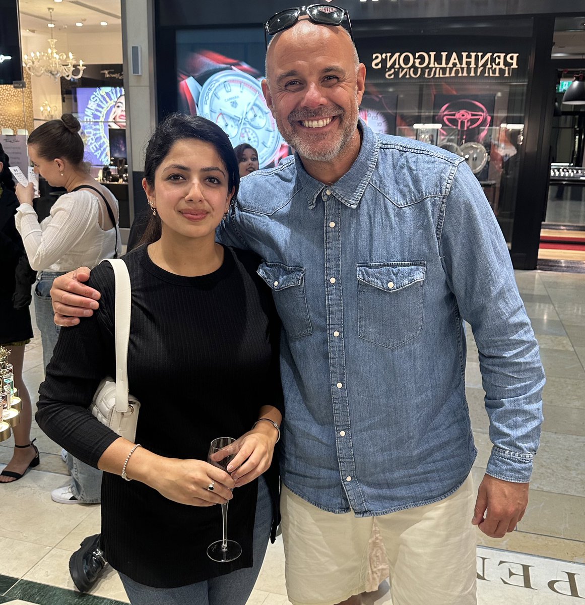 What an unexpected delight it was to cross paths with <a href="/jasonmohammad/">Jason Mohammad</a>  at Penhaligon's  store event in Cardiff! Who could have guessed that I would have the chance to meet such a renowned BBC TV &amp; Radio presenter in a perfume store?
It truly was a pleasure to meet you 🫡