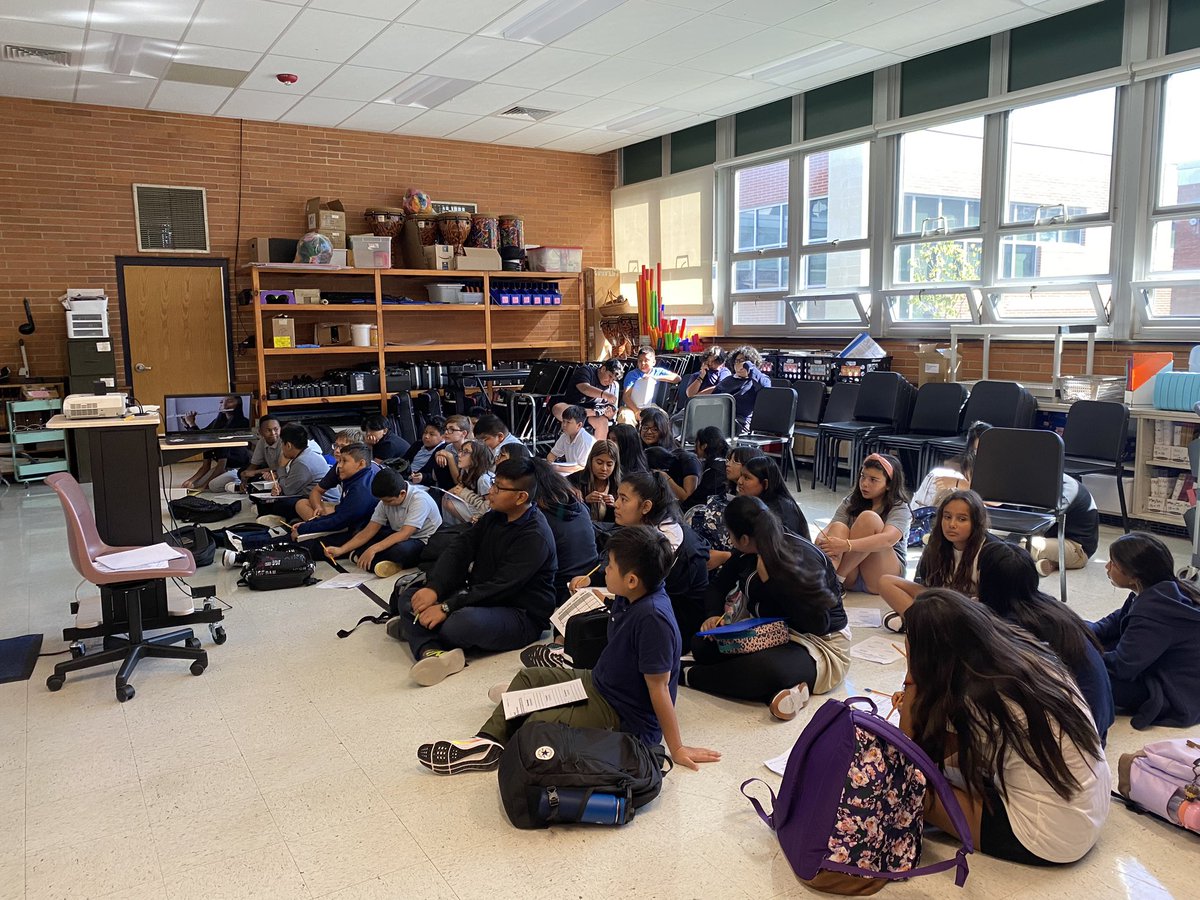 Music at FIS tweet media